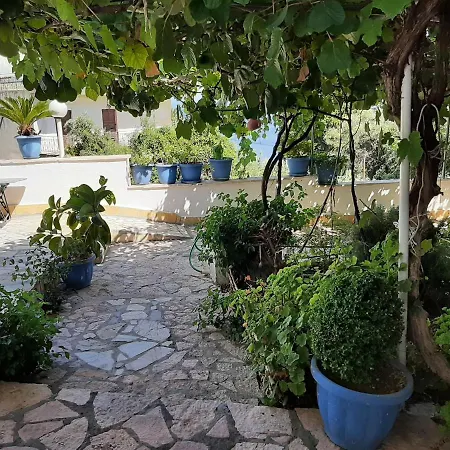 Apartment Cosy In With Terrace Benitses (Corfu)