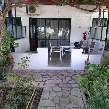 Cosy In With Terrace Apartment Benitses (Corfu)